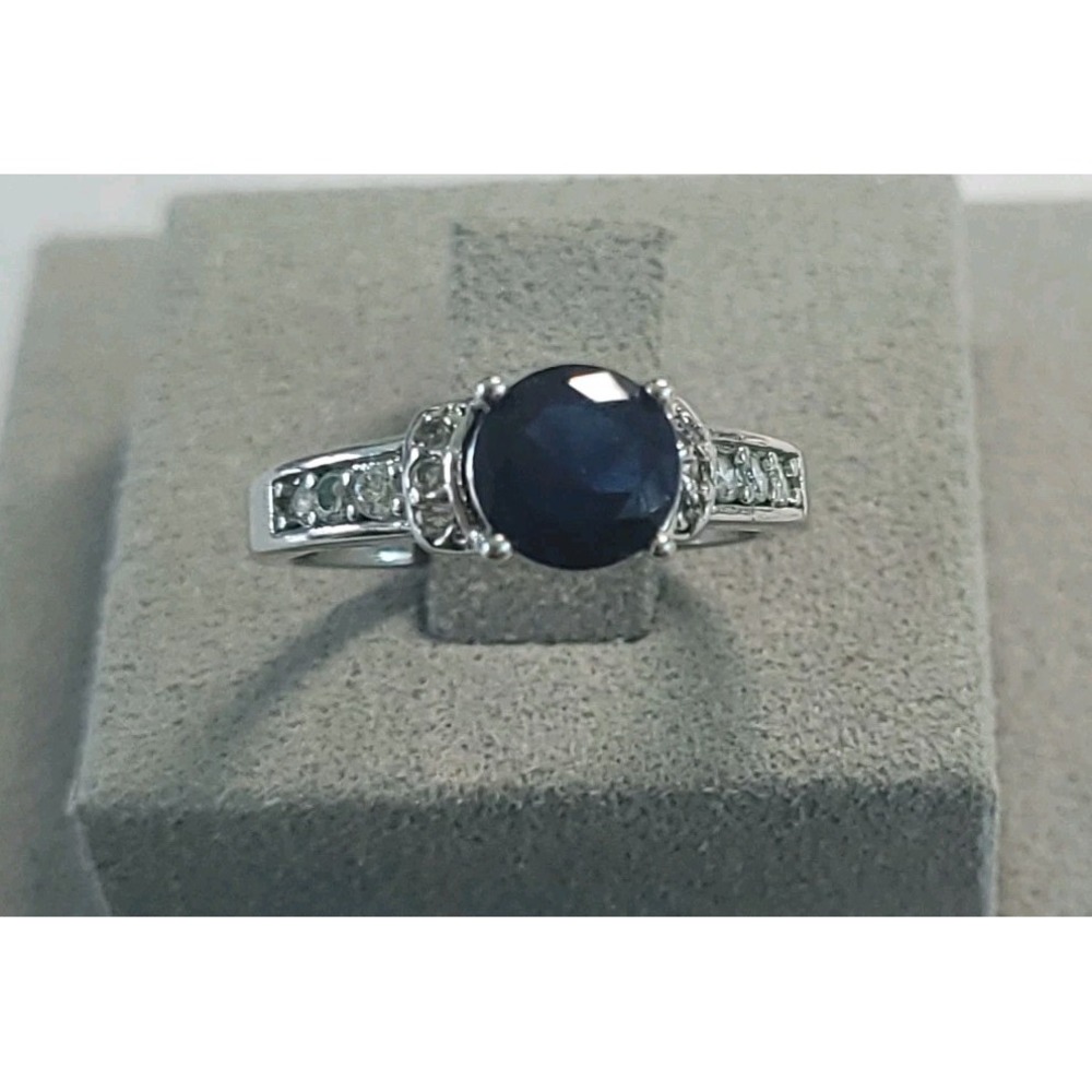 Size 7.25 Deep Blue Round Solitaire Ring Silver Tone Clear Rhinestone Accents